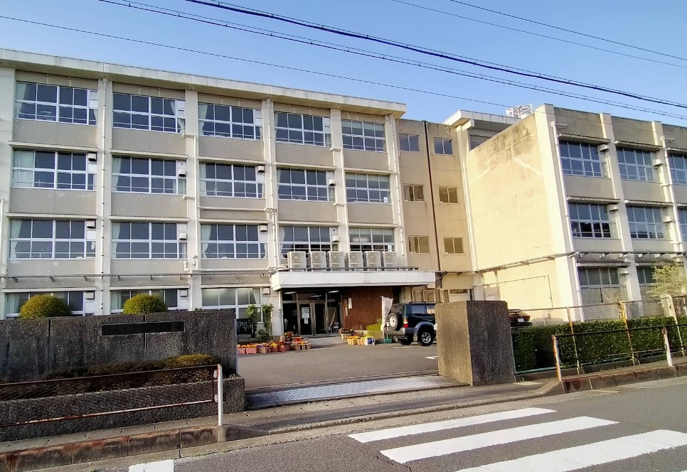宇佐東町1_/