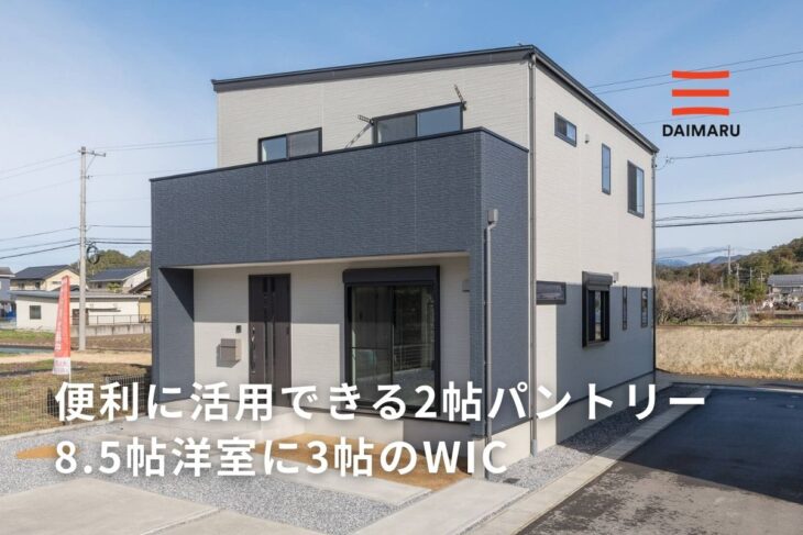 リビングエアコン・全部屋カーテンと照明付