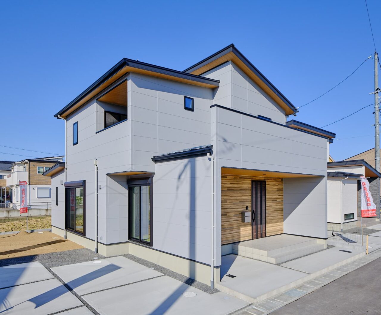 お出掛け準備に便利なファミリークローゼット