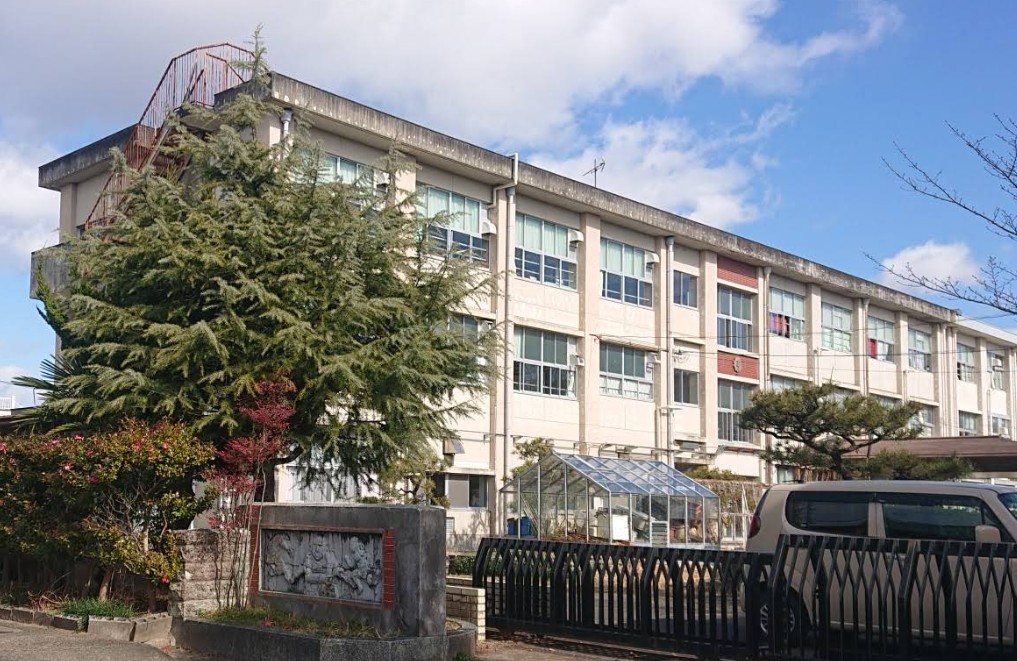 山吹町1_/